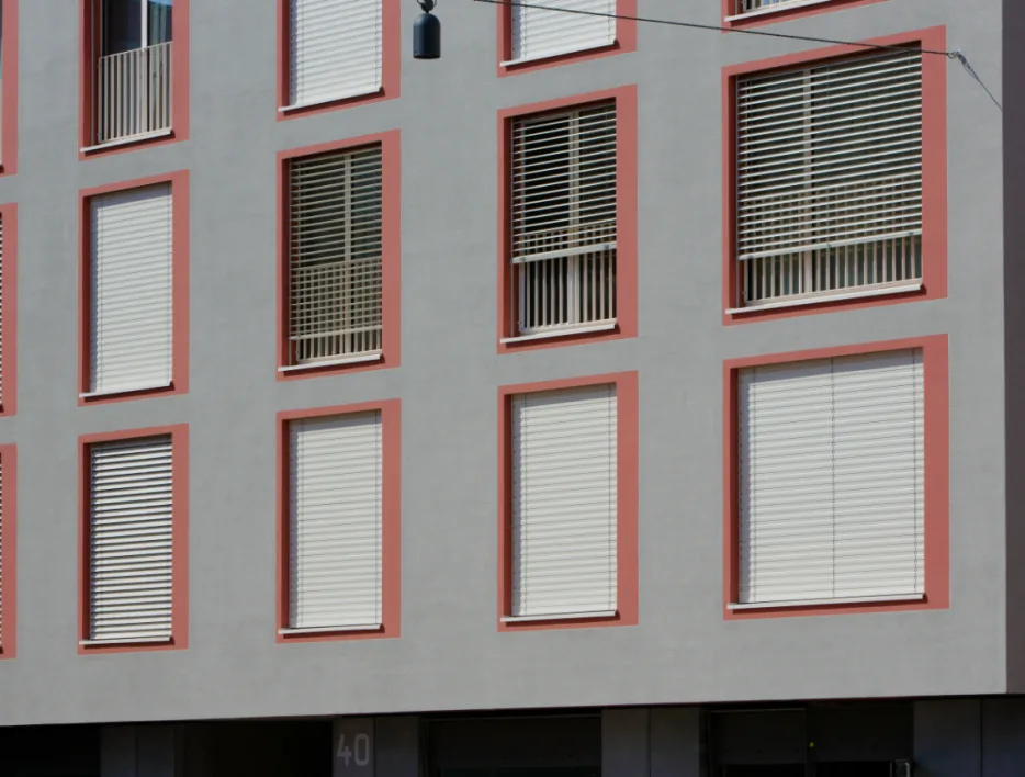art et fenetres Brise-soleil à lames orientables Tellier Brise-Soleil La Roche-sur-Yon