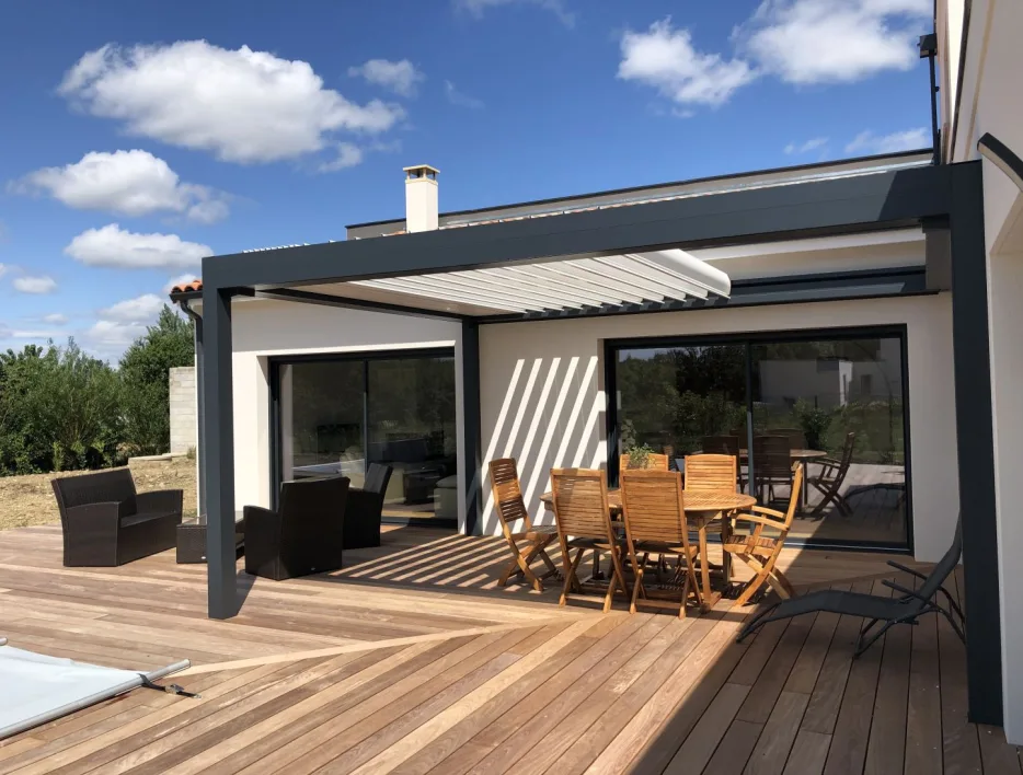 art et fenetres Pergola OPEN'R Marquises La Roche-sur-Yon