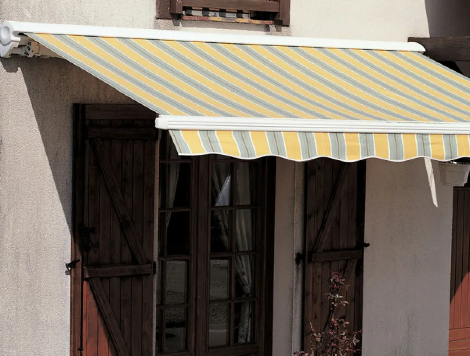 art et fenetres Store banne Figari Franciaflex La Roche-sur-Yon